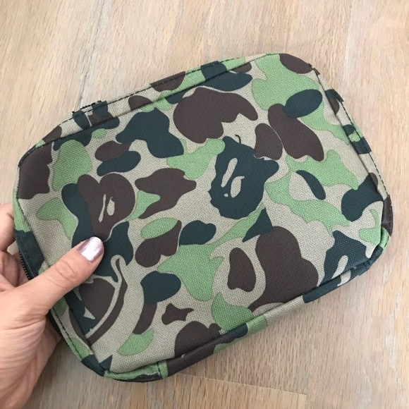 bape appendix sling bag